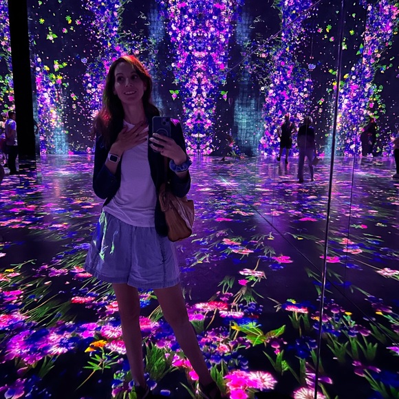 Meet Posher, REGAL Adrienne ✨✨👸🏻✨✨ - Picture 4 of 17